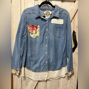 Upcycled Denim Floral & Lace Button Up Size: L
